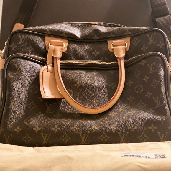 Louis Vuitton Handbags - Purchased September 2015 in NYC.